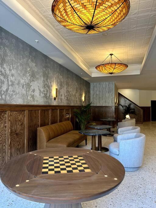 West Market Square View, Historic Hotel Dtwn, King Bed, Room # 401 Bangor Exterior foto